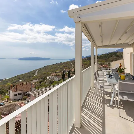Gorgeous In Bregi With Wifi Apartment Breza