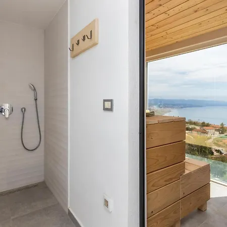 In Bregi With Sauna Apartment Breza