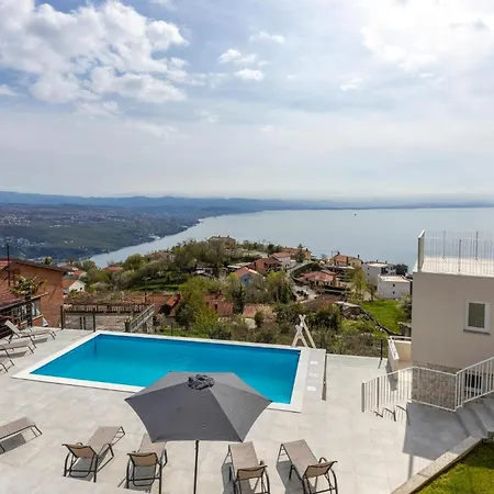 Gorgeous In Bregi With Wifi Apartment Breza