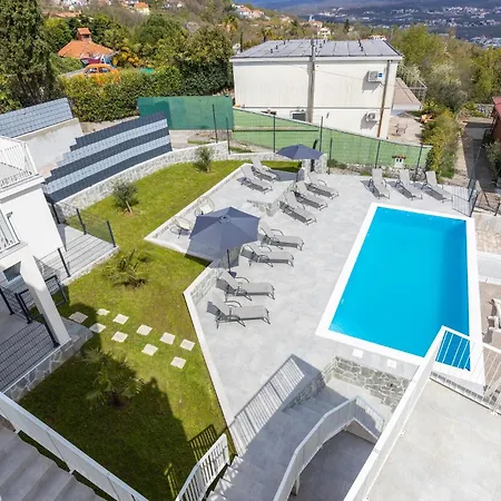 Apartment Gorgeous In Bregi With Wifi *