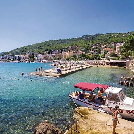 Apartment Gorgeous In Bregi With Wifi *