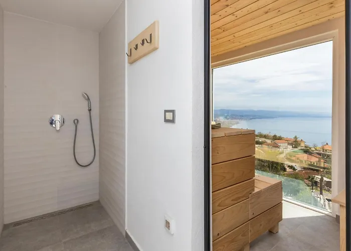 Gorgeous In Bregi With Wifi Apartment Breza