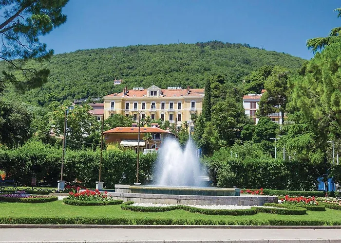 Gorgeous In Bregi With Wifi Apartment